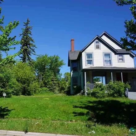 Buy this studio house on 1223 East 2nd Street in Duluth, MN 55805