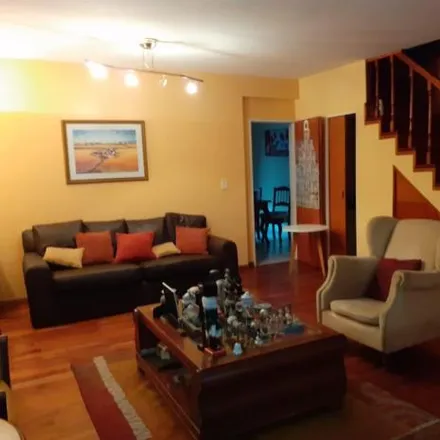 Buy this 4 bed house on Intendente Pedro Olivieri 265 in Quilmes Este, 1877 Quilmes