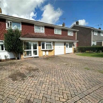 Buy this 4 bed duplex on Masefield Crescent in Havant, PO8 8JT
