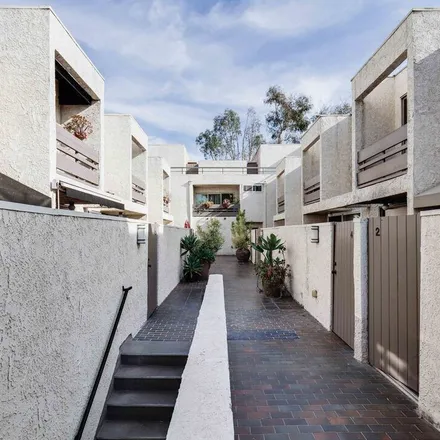 Rent this 2 bed townhouse on 963 Larrabee Street in West Hollywood, CA 90069