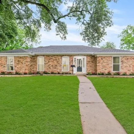 Buy this 3 bed house on 5842 Queensloch Drive in Houston, TX 77096