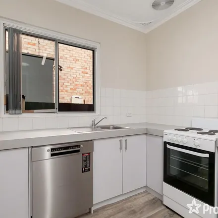 Image 2 - Daly Street, Belmont WA 6103, Australia - Apartment for rent