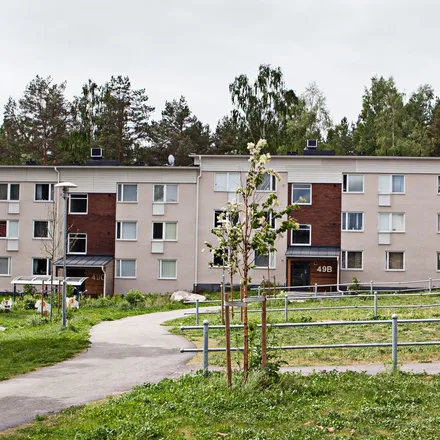 Rent this 3 bed apartment on Smassens väg in 811 36 Sandviken, Sweden