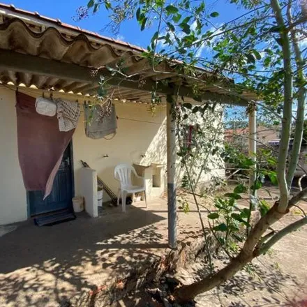 Buy this 4 bed house on Rua Ormesina Ferreira Miranda in Maria Antônia, Sumaré - SP