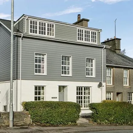 Buy this 6 bed duplex on A497 in Criccieth, LL52 0PU