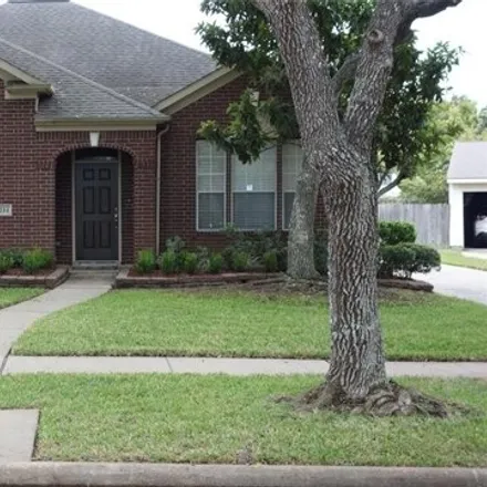 Rent this 3 bed house on 5264 Plantation Colony Drive in Sugar Land, TX 77478