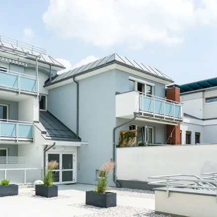 Rent this 2 bed apartment on Hegelgasse 9 in 7400 Oberwart/Felsőőr, Austria