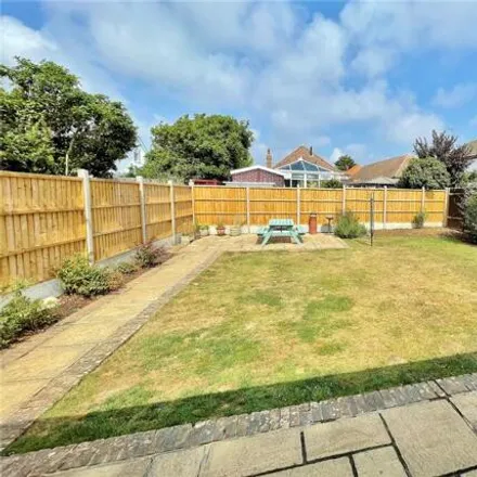 Image 3 - Lancaster Road, Goring-by-Sea, BN12 4BP, United Kingdom - House for sale