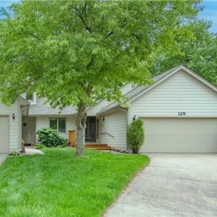 Buy this 3 bed house on 101 Evergreen Place in West Des Moines, IA 50265
