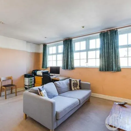 Image 4 - Strand Building, Lower Clapton Road, Lower Clapton, London, E5 0NS, United Kingdom - Apartment for sale