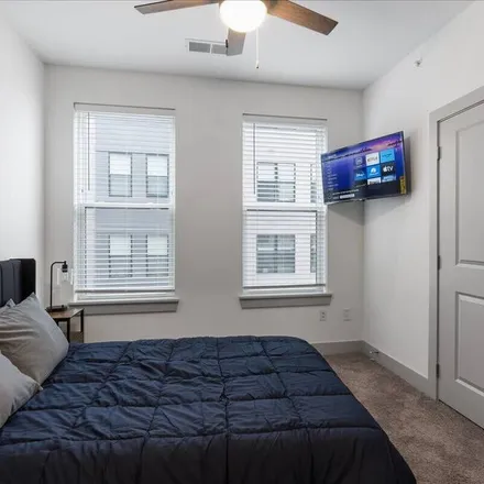 Rent this 1 bed apartment on Cincinnati