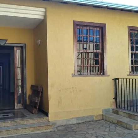 Buy this 6 bed house on Escola Estadual Paulo das Graças Silva in Rua Silva Reis, Nova Vista