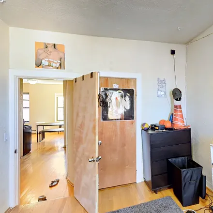 Image 3 - #8, 88 Hammond Street, Southend, Boston - Apartment for rent