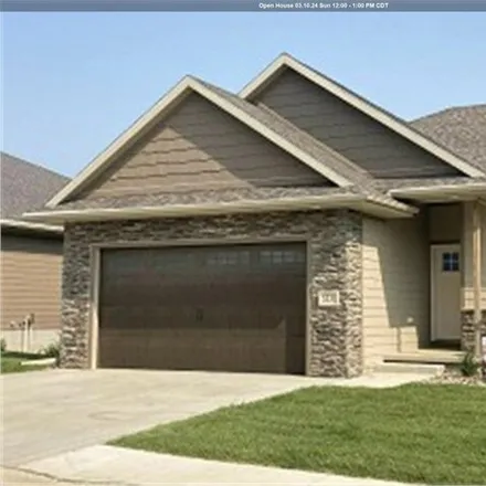 Buy this 3 bed house on 5473 Overlook Lane in Sioux City, IA 51106