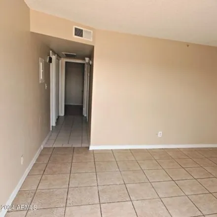 Image 2 - 1710 East 6th Avenue, Mesa, AZ 85204, USA - Apartment for rent