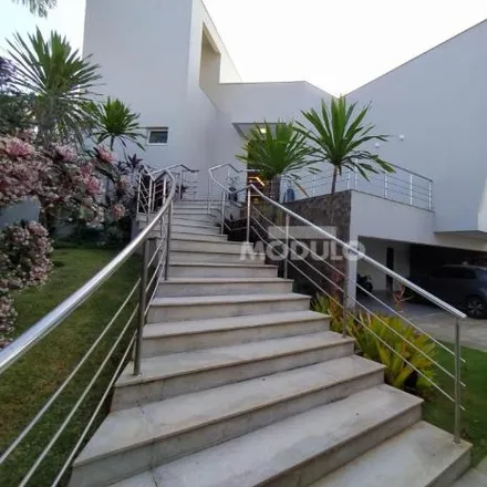 Image 1 - Rua das Juritis, Cidade Jardim, Uberlândia - MG, 38412-118, Brazil - House for sale