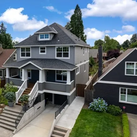 Image 1 - 5561 NE 36th Ave, Portland, Oregon, 97211 - House for sale