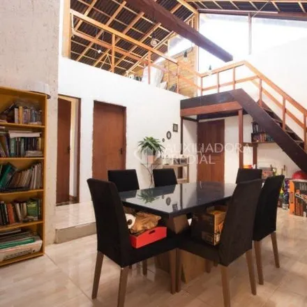 Buy this 4 bed house on Rua Nossa Senhora de Fátima in Campeche, Florianópolis - SC