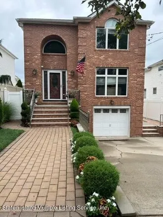Buy this 5 bed house on 199 Vineland Avenue in New York, NY 10312