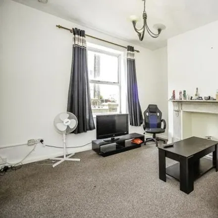 Image 4 - Windmill House, 127-130 Windmill Street, Gravesend, DA12 1BL, United Kingdom - Apartment for sale