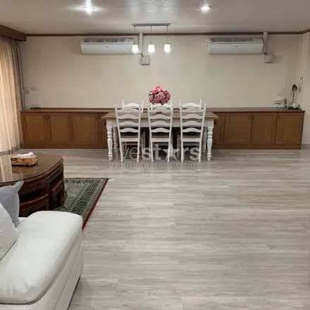 Image 4 - 37, Soi Phiphat 2, Soi Phiphat 2 Community, Bang Rak District, Bangkok 10500, Thailand - Apartment for rent