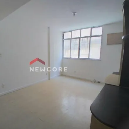 Buy this 2 bed apartment on Rua Santa Rosa in Santa Rosa, Niterói - RJ