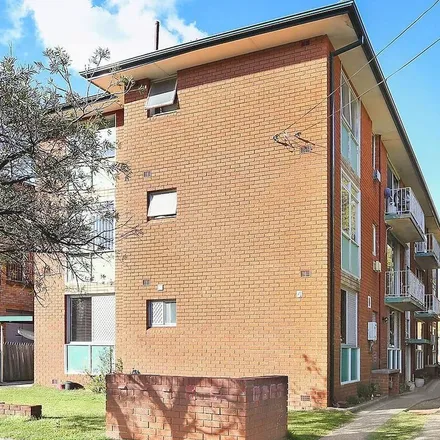 Rent this 3 bed apartment on Flack Avenue in Hillsdale NSW 2036, Australia