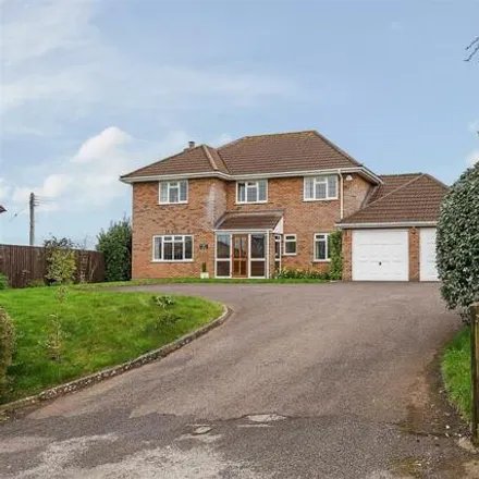 Buy this 4 bed house on Piercefield in Taunton, TA3 7HT