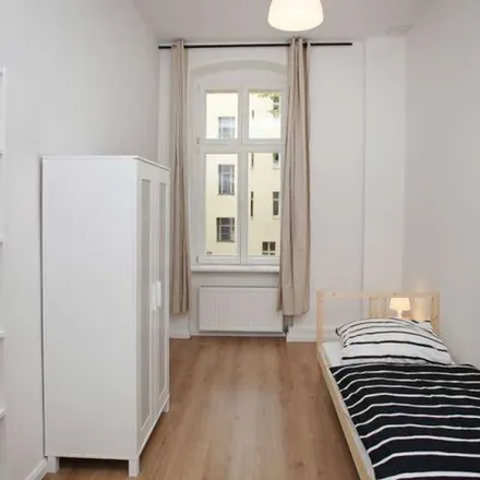 Image 9 - Kılıçoğlu, Warschauer Straße, 10243 Berlin, Germany - Apartment for rent