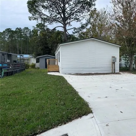 Image 3 - 54735 Williams St, Astor, Florida, 32102 - Apartment for sale