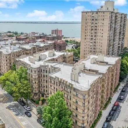 Image 3 - 1120 Brighton Beach Ave Apt 5X, Brooklyn, New York, 11235 - Apartment for sale