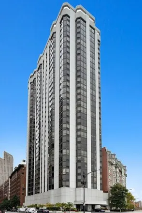 Buy this 3 bed condo on 990 North Lake Shore Drive in Chicago, IL 60611