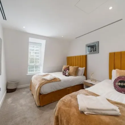 Image 5 - 227 Sussex Gardens, London, W2 2RL, United Kingdom - Apartment for rent