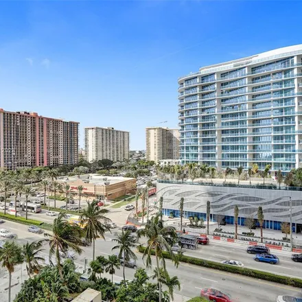 Image 3 - Collins Avenue & 175th Terrace, Collins Avenue, Sunny Isles Beach, FL 33160, USA - Apartment for rent