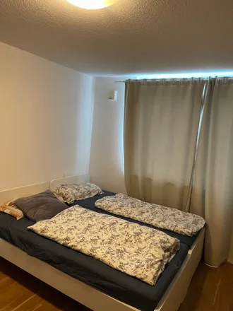 Rent this 4 bed apartment on Graf-von-Stauffenberg-Allee in 60438 Frankfurt, Germany