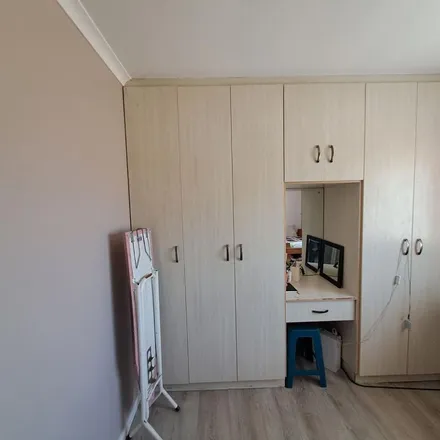 Image 6 - Pelican Walk, Cape Town Ward 66, Western Cape, 7941, South Africa - Apartment for rent