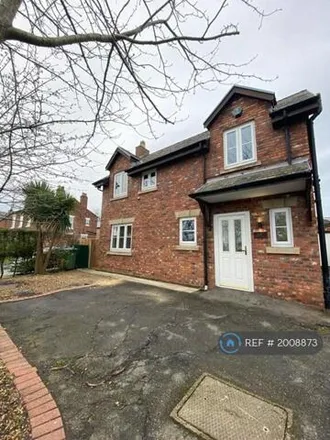 Rent this 3 bed house on Station Road in Lydiate, L31 4HA