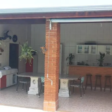 Buy this 3 bed house on Rua José Caineli in Jardim Villagio Ghiraldelli, Hortolândia - SP