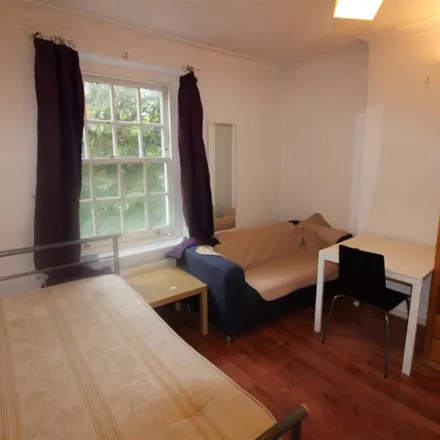 Rent this 3 bed apartment on Ossulston Estate in Ossulston Street, London