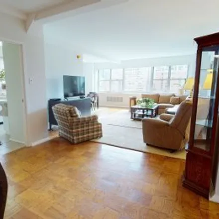Buy this 3 bed apartment on #15a,220 West Rittenhouse Square in Fitler Square, Philadelphia