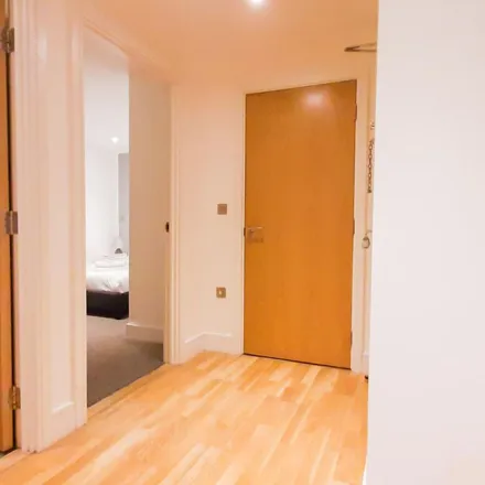 Image 4 - Wessex House, 9 St. Anne's Row, Bow Common, London, E14 7RD, United Kingdom - Apartment for rent