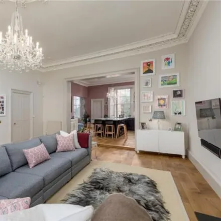 Image 7 - 18A Carlton Terrace, City of Edinburgh, EH7 5DD, United Kingdom - Townhouse for sale