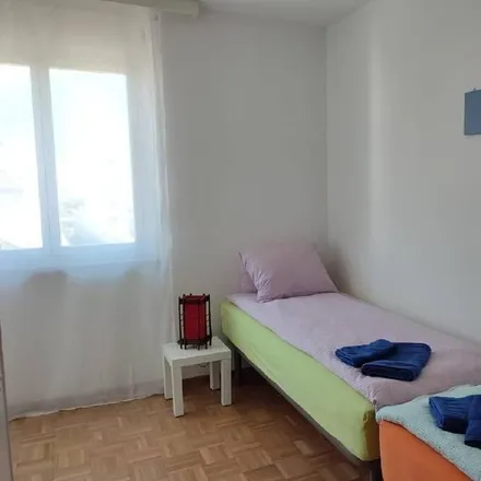 Rent this 3 bed apartment on 6600 Muralto