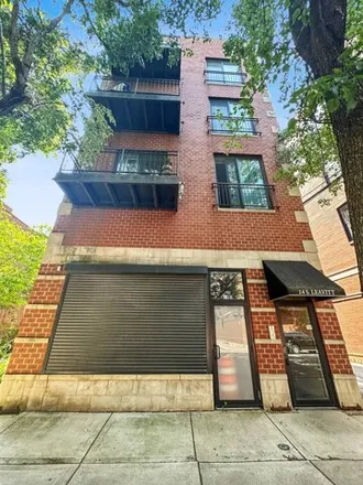 Buy this studio house on 14 South Leavitt Street in Chicago, IL 60612