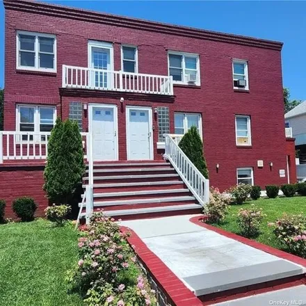 Buy this 6 bed house on 325 East Park Avenue in City of Long Beach, NY 11561