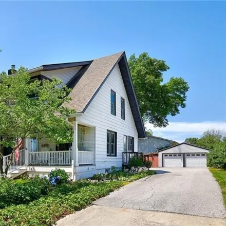 Image 3 - 230 N 8th St, Carlisle, Iowa, 50047 - House for sale
