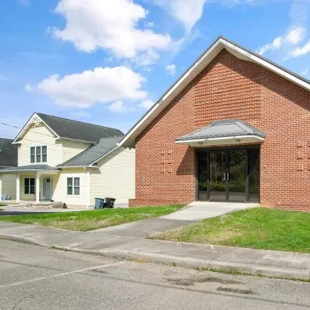 Image 2 - First Baptist Church, West Street, Monroe Terrace, Radford City, VA 24141, USA - House for sale