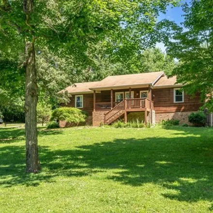 Buy this 3 bed house on 213 Timberlake Dr in Springfield, Tennessee