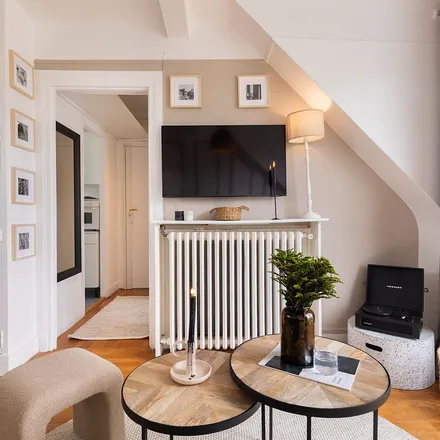 Image 3 - 22 Rue Jouvenet, 75016 Paris, France - Apartment for rent