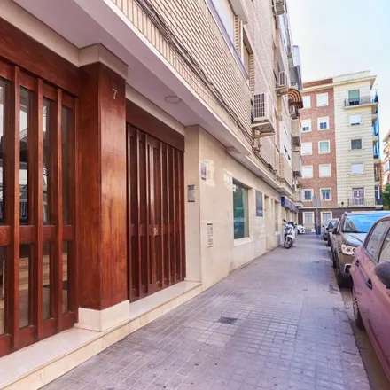 Image 3 - Calle Virgen de Robledo, 7, 41010 Seville, Spain - Apartment for rent